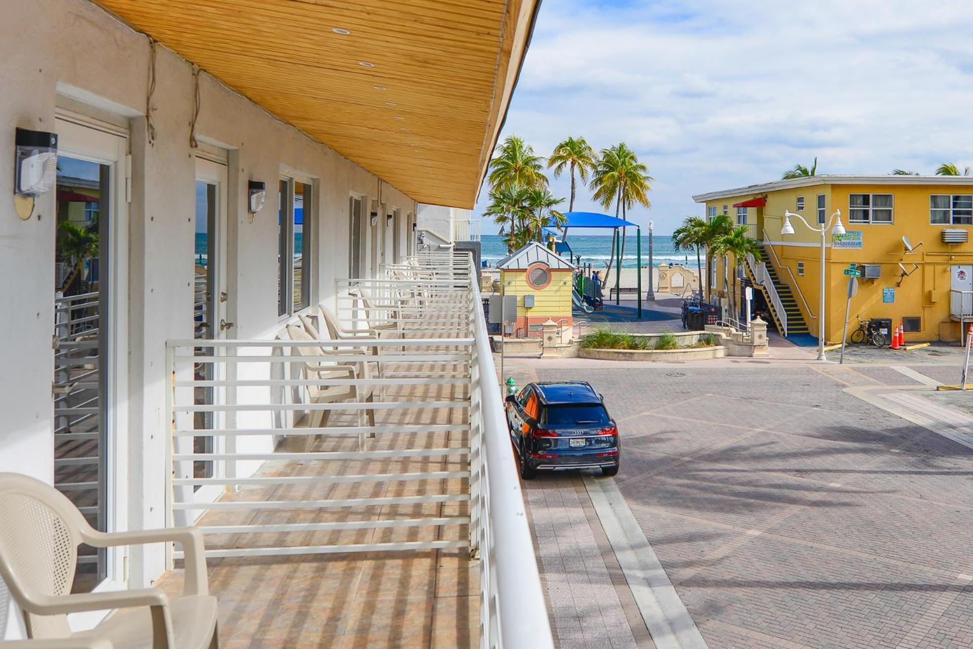Ocean View Balcony With Pool & Parking -M42 Apartment Hollywood Exterior photo